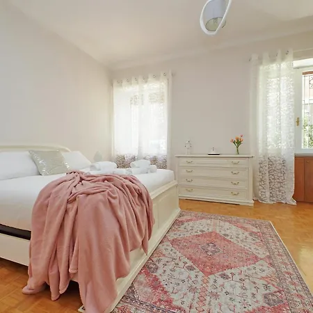 Apartment 4bnb - Annibaliano Metro Rome